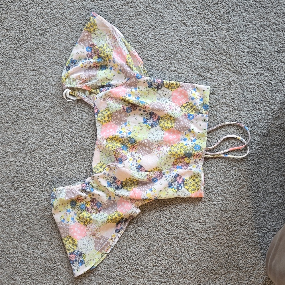 Floral crop top